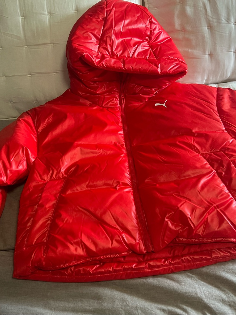 Womens puma shiny hooded padded jacket (685237 11) size small
